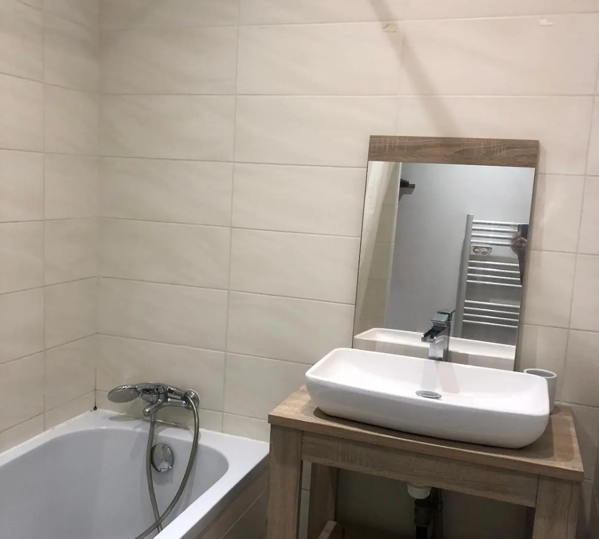 Διαμέρισμα 6 Couchages Proche Centre Ville Location Tarif Special Longue Duree Caluire-et-Cuire
